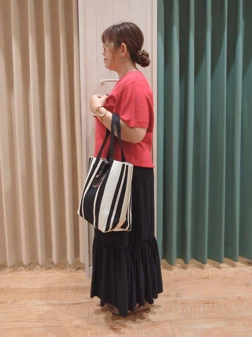 タガさんの「SHOO･LA･RUE｜【S-LL】二の腕はカバーして魅せる フレアスリーブニット」を使ったコーディネート