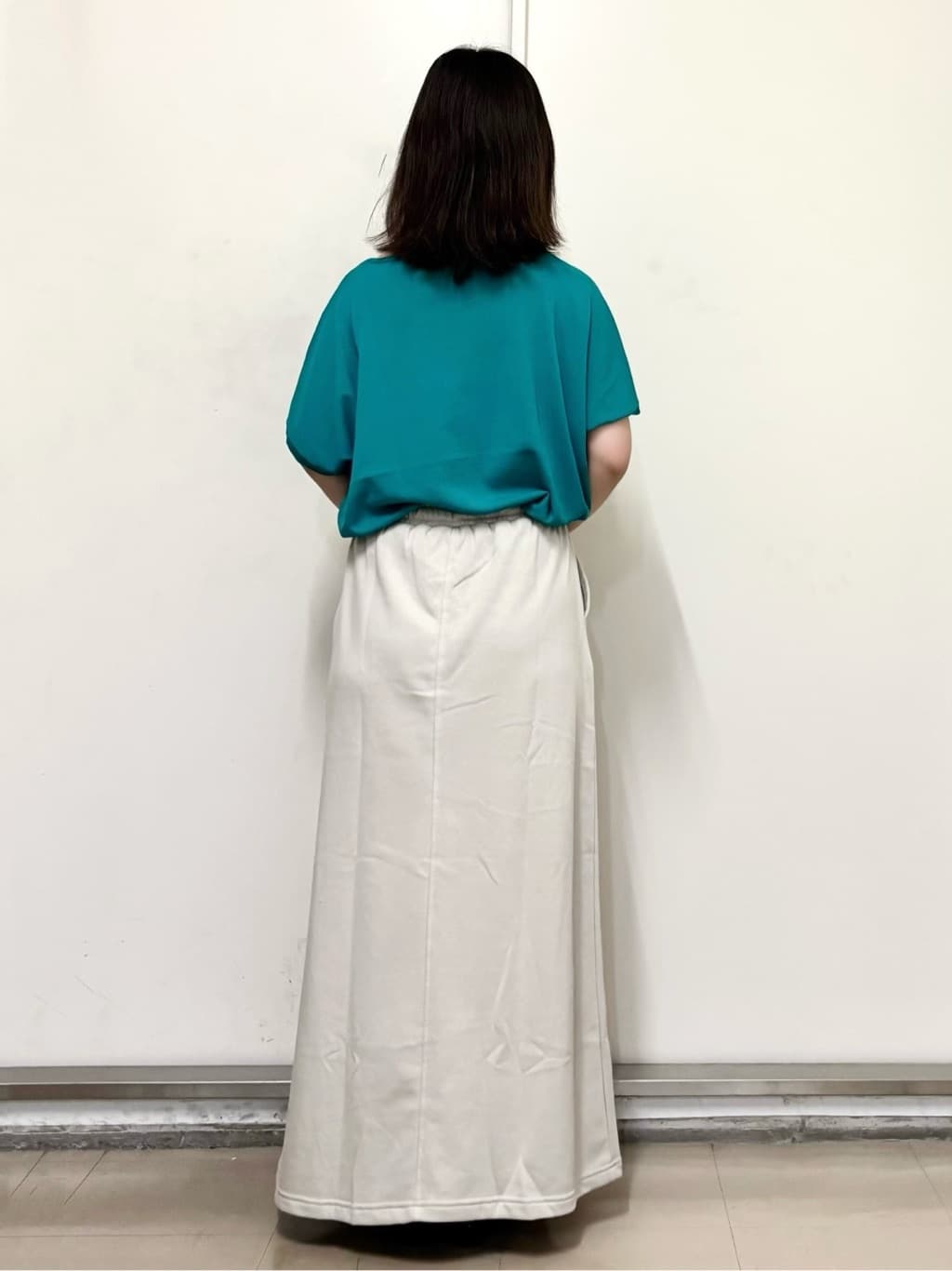 やまさんの「OPAQUE.CLIP｜《6色展開／S-LLサイズ》ドルマンスリーブニット【UV／接触冷感／洗濯機洗い可／抗ピル】」を使ったコーディネート