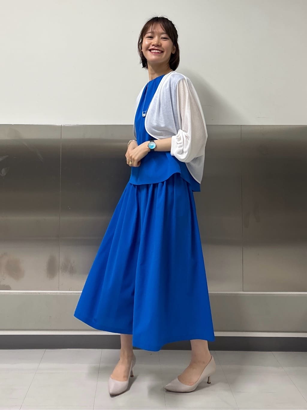 kanaeさんの「INDIVI｜【軽く羽織れる】ボレロカーディガン」を使ったコーディネート