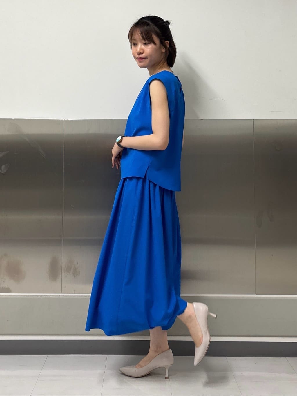 kanaeさんの「INDIVI｜【軽く羽織れる】ボレロカーディガン」を使ったコーディネート