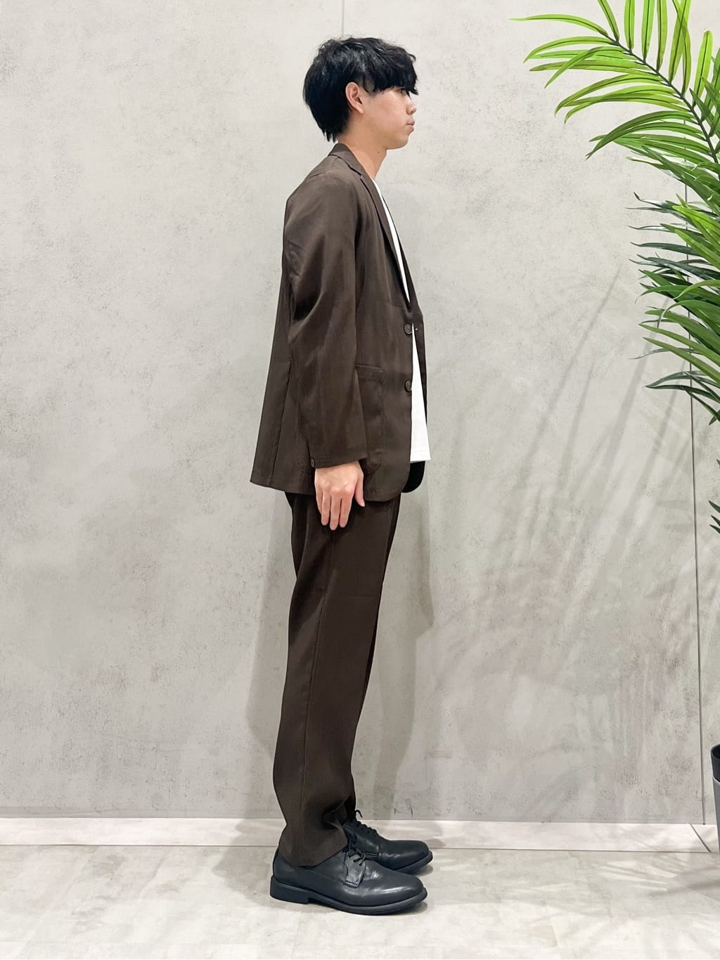 SHI-MAさんの「THE SHOP TK｜【Begin/ビギン10月号掲載】楊柳スマートジャケット　軽量/洗濯機OK/セットアップ可」を使ったコーディネート