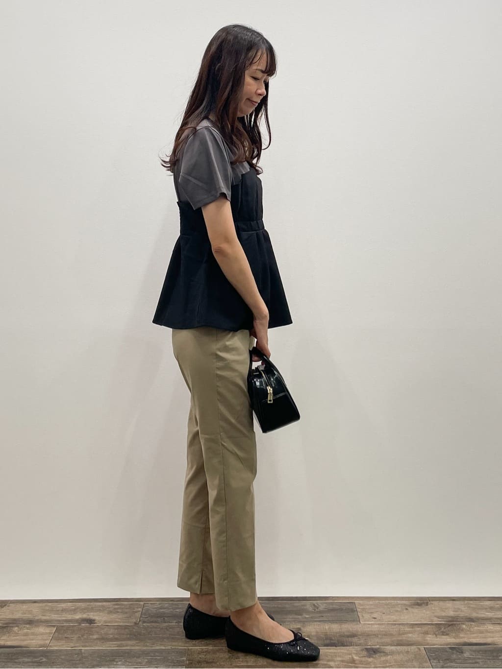 Aikoさんの「OPAQUE.CLIP｜タックビスチェドッキングカットソー【洗濯機洗い可】」を使ったコーディネート