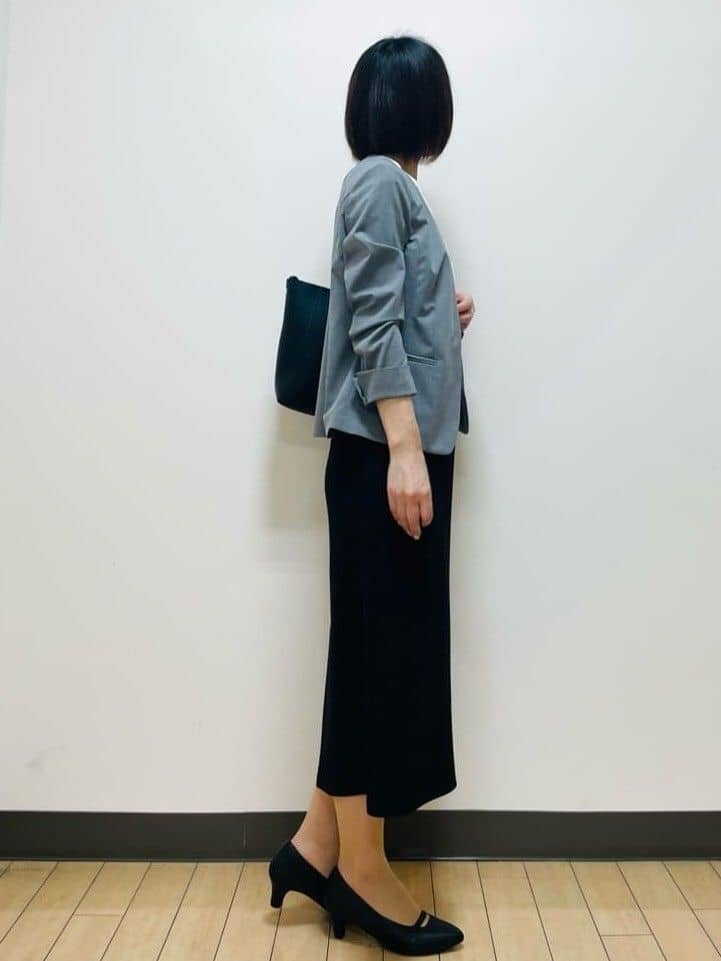 Riiさんの「Reflect｜【洗える／セットアップ可】ノーカラージャケット」を使ったコーディネート