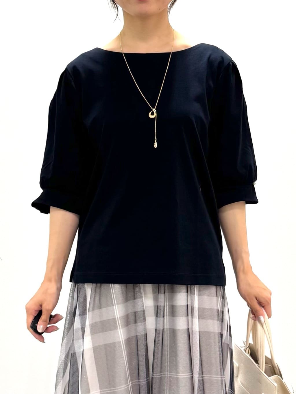 kozuさんの「index｜レースドッキングスリーブトップス【洗濯機洗い可／UVケア】」を使ったコーディネート