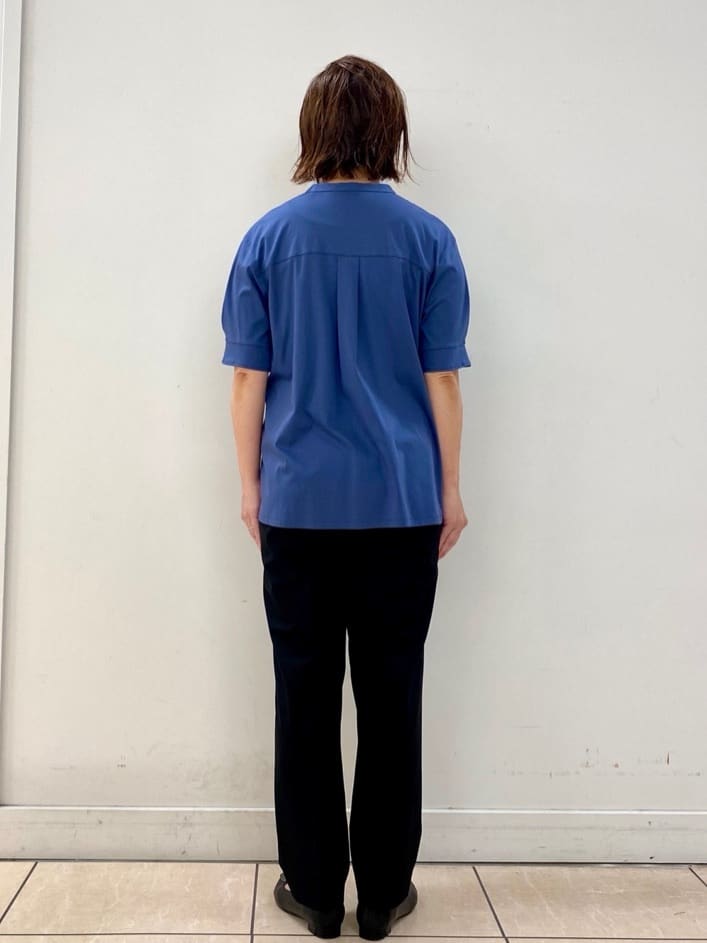 ksmさんの「Reflect｜【すっきり見え！長め丈／マシンウォッシュ可】スキッパーネックジャージトップス」を使ったコーディネート