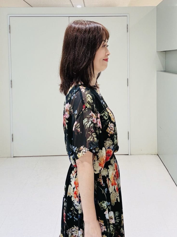 makiさんの「UNTITLED｜シャイニービーズネックレス」を使ったコーディネート