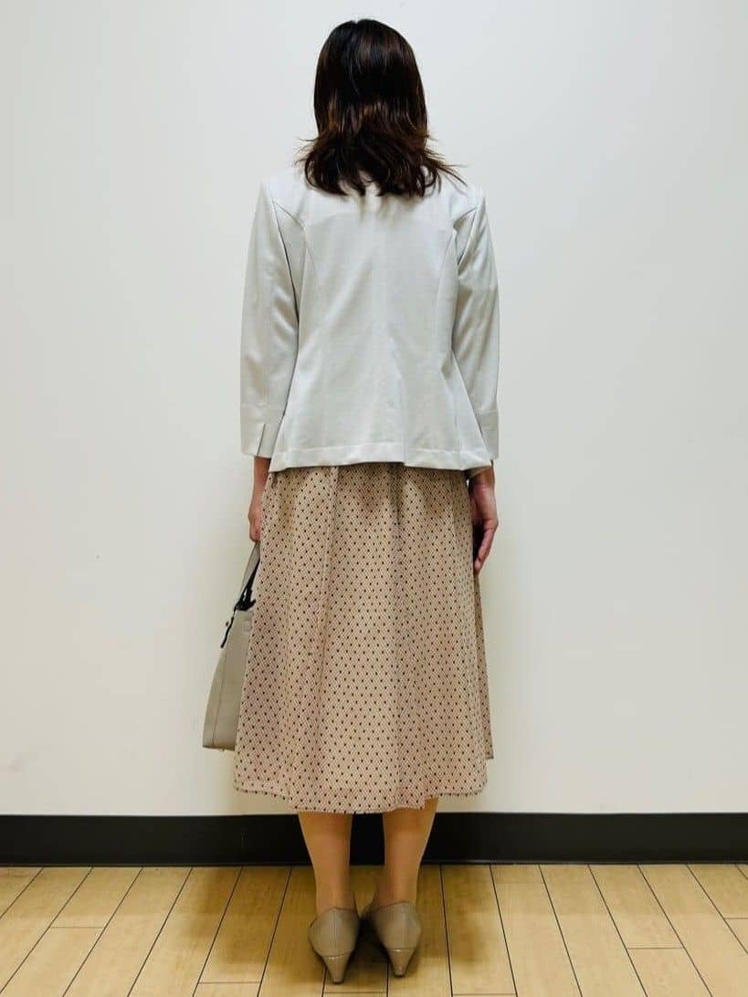 miiiさんの「Reflect｜【マシンウォッシュ可／セットアップ可】コツキ柄プリントブラウス」を使ったコーディネート
