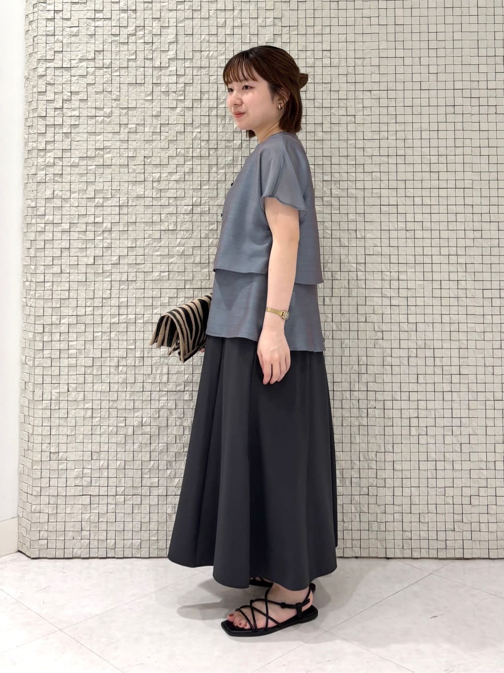 sakuさんの「INDIVI｜【UVケア】エアリージョーゼット キャミワンピース」を使ったコーディネート