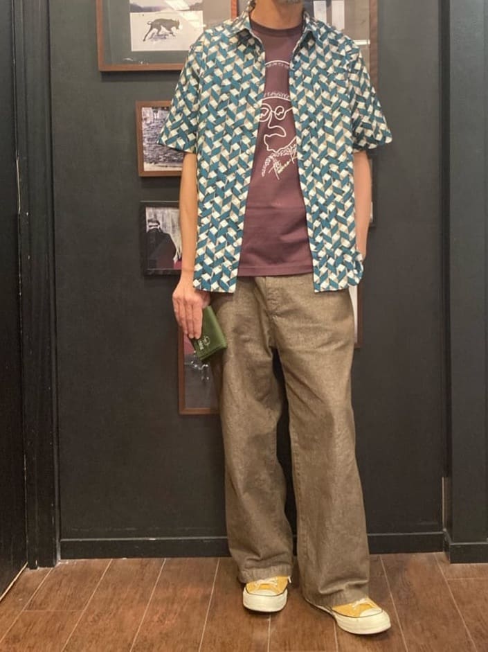KDDさんの「TAKEO KIKUCHI｜【COOL CITY WEAR】籠目アート柄 サッカーシャツ /通気性」を使ったコーディネート