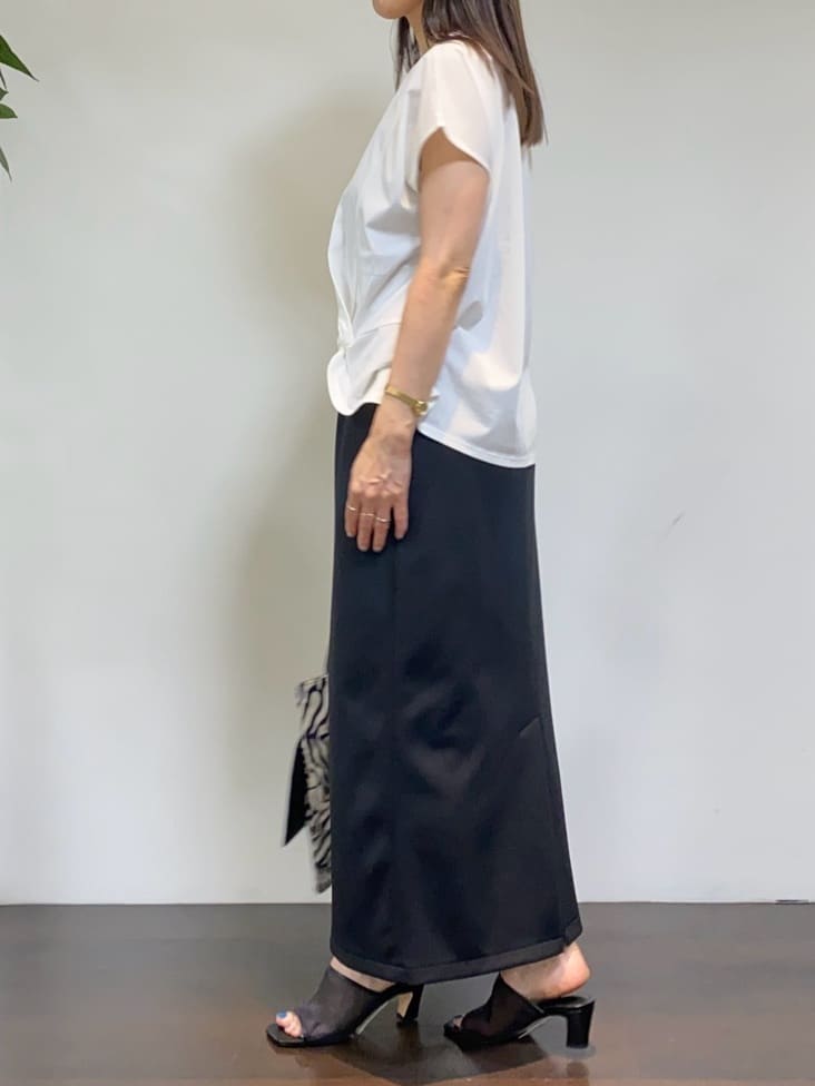 tomoさんの「UNTITLED｜【選べる3柄】フラットトートバッグ」を使ったコーディネート