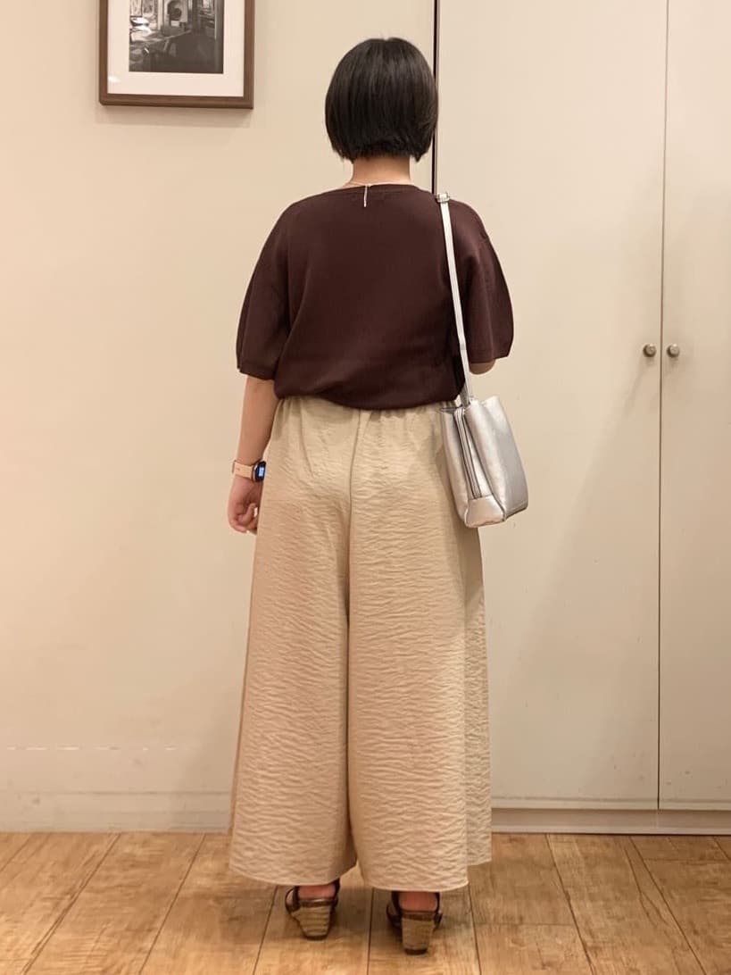 Riranさんの「SHOO･LA･RUE｜【S-LL】二の腕はカバーして魅せる フレアスリーブニット」を使ったコーディネート