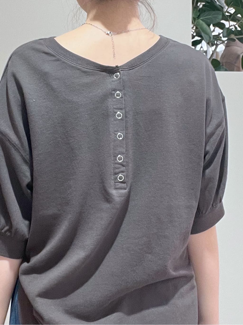 Makinoさんの「Dessin｜【360度可愛い/前後2WAY/洗える】ライトコットンヘンリーカットソー」を使ったコーディネート