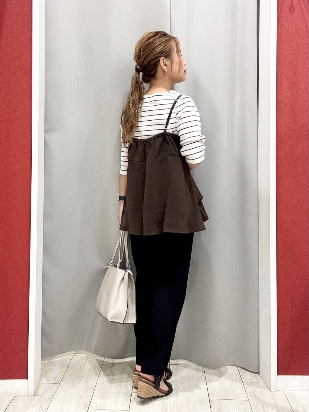 shioさんの「SHOO･LA･RUE｜【S-LL/セットアップ可/ひんやり】女性らしさ溢れる ティアードキャミソール」を使ったコーディネート