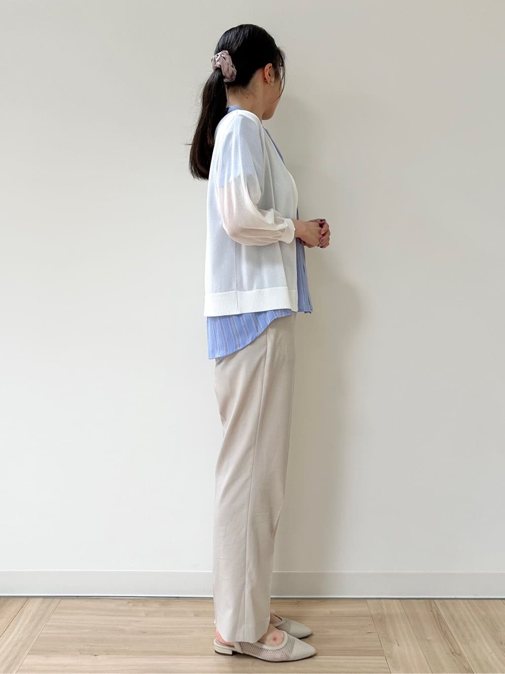 Momoさんの「Reflect｜【洗える】ドビーストライプブラウス」を使ったコーディネート