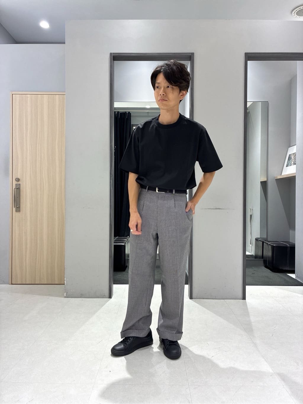 わいずみさんの「TAKEO KIKUCHI｜【COOL CITY WEAR】籠目アート柄 サッカーシャツ /通気性」を使ったコーディネート