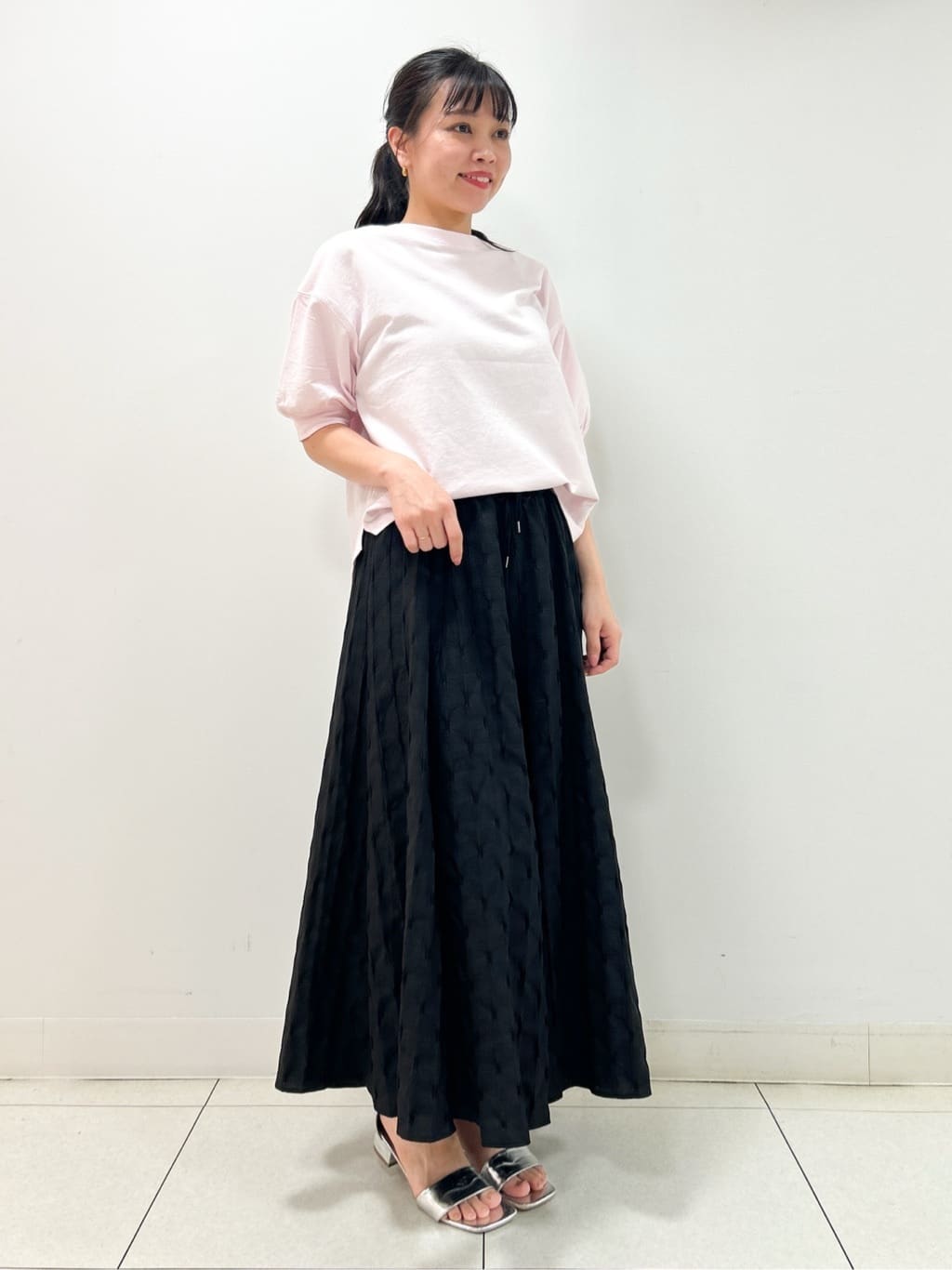 Kaiさんの「Dessin｜【360度可愛い/前後2WAY/洗える】ライトコットンヘンリーカットソー」を使ったコーディネート