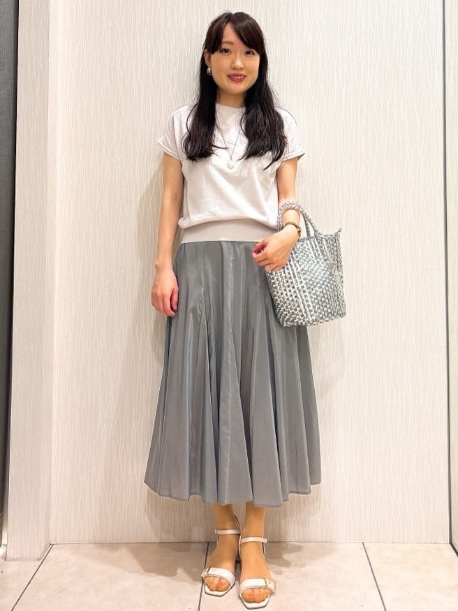 SAHOさんの「UNTITLED｜メタリックメッシュトート」を使ったコーディネート