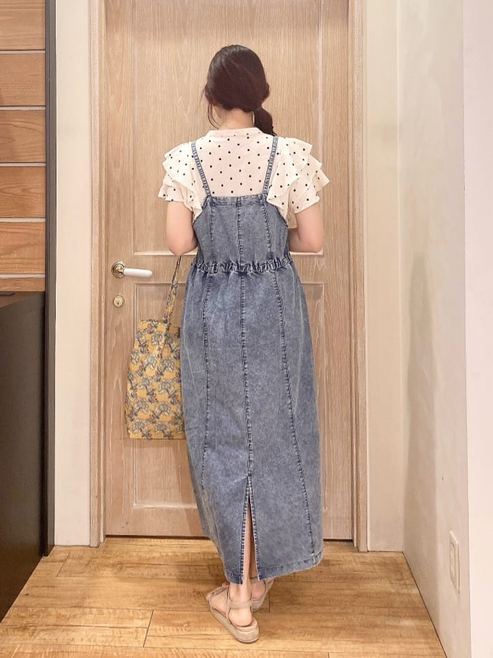 miiさんの「SHOO･LA･RUE｜【無地/ドット柄】お袖フリルが華やぐ きれいめブラウス」を使ったコーディネート