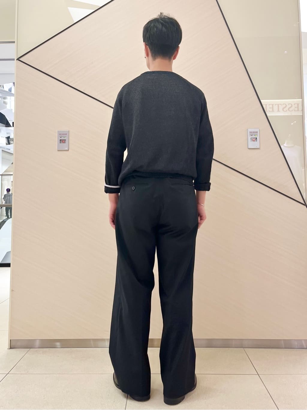 小山凌さんの「DRESSTERIOR｜」を使ったコーディネート