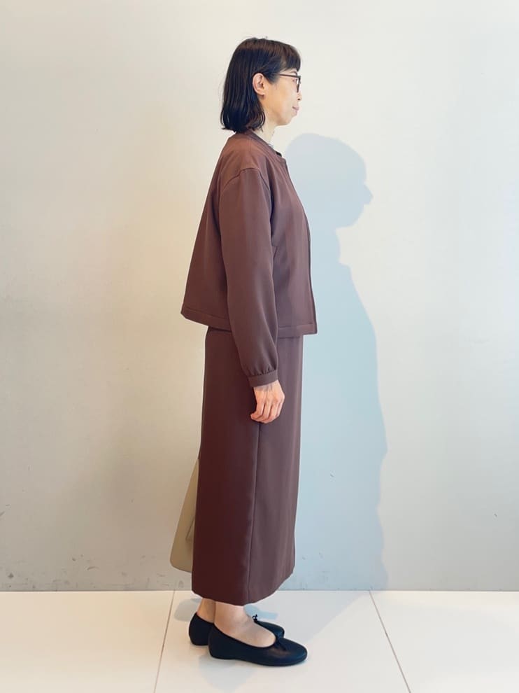 murayamaさんの「INDIVI｜【洗える／UVケア／吸汗速乾】ジョーゼットナロースカート」を使ったコーディネート