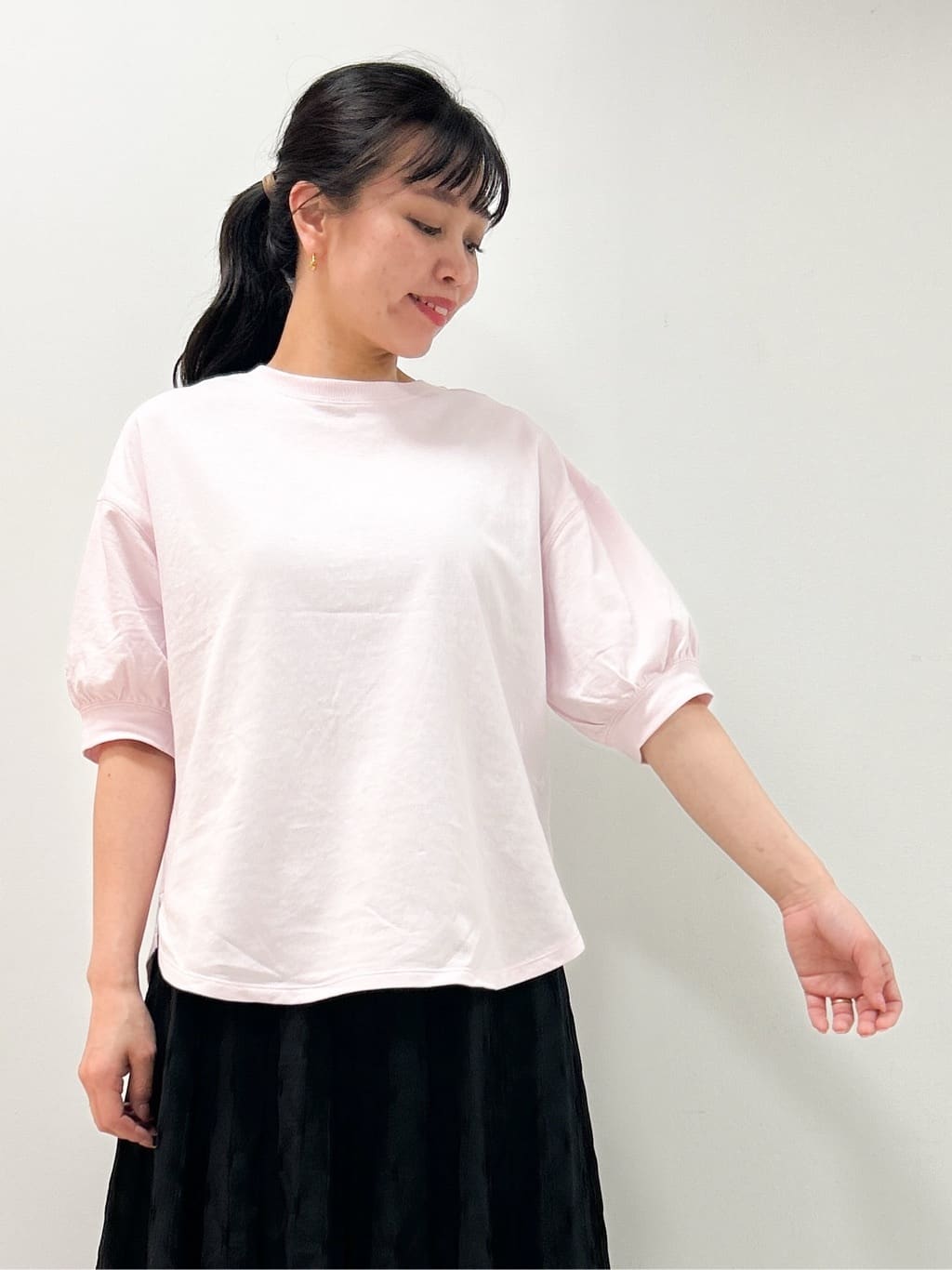 Kaiさんの「Dessin｜【360度可愛い/前後2WAY/洗える】ライトコットンヘンリーカットソー」を使ったコーディネート