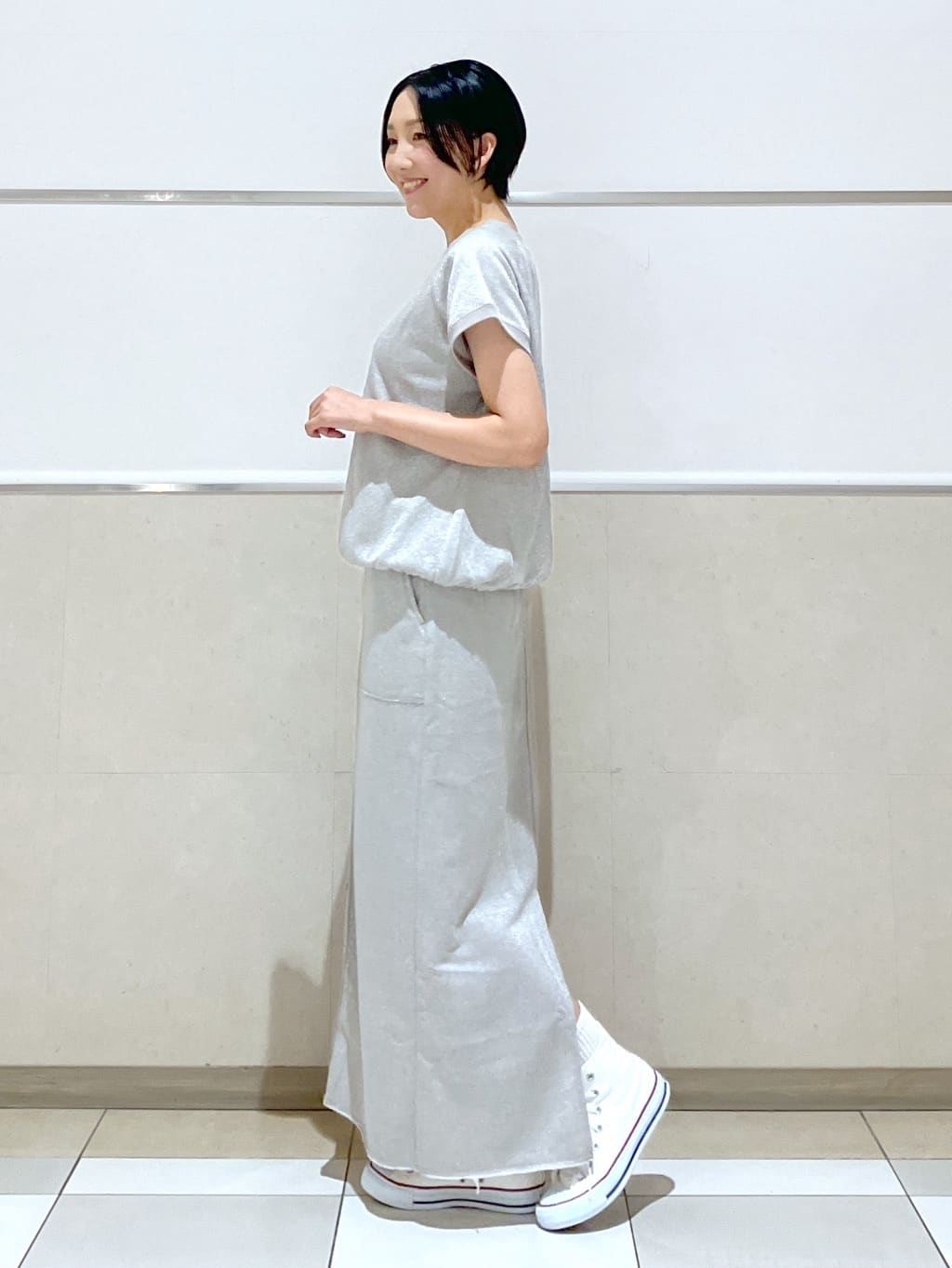 eriko さんの「Dessin｜【セットアップ可・洗える】ラメ裏毛トップス」を使ったコーディネート