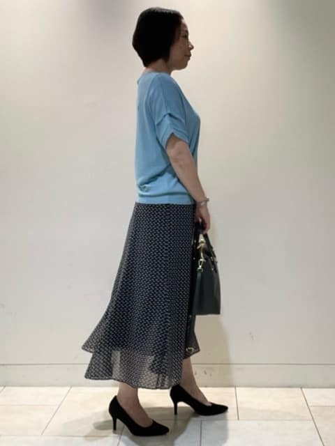 フミさんの「Reflect｜【WEB先行カラーあり／マシンウォッシュ可／ウエスト総ゴム】コツキ幾何柄ロングスカート」を使ったコーディネート