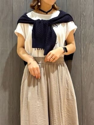 meiさんの「SHOO･LA･RUE｜【S-LL/裏地ひんやり】エアリーで涼やか 大人のシアースカーチョ」を使ったコーディネート