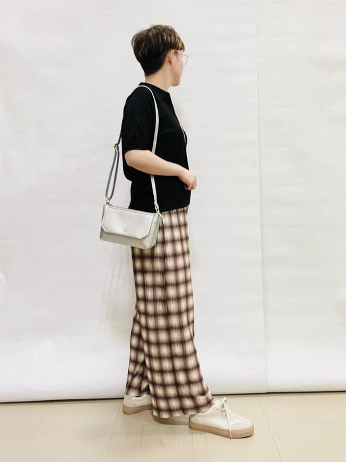 なっちゃんさんの「SHOO･LA･RUE｜【S-LL/洗える】大人の抜け感 スキッパーニット」を使ったコーディネート