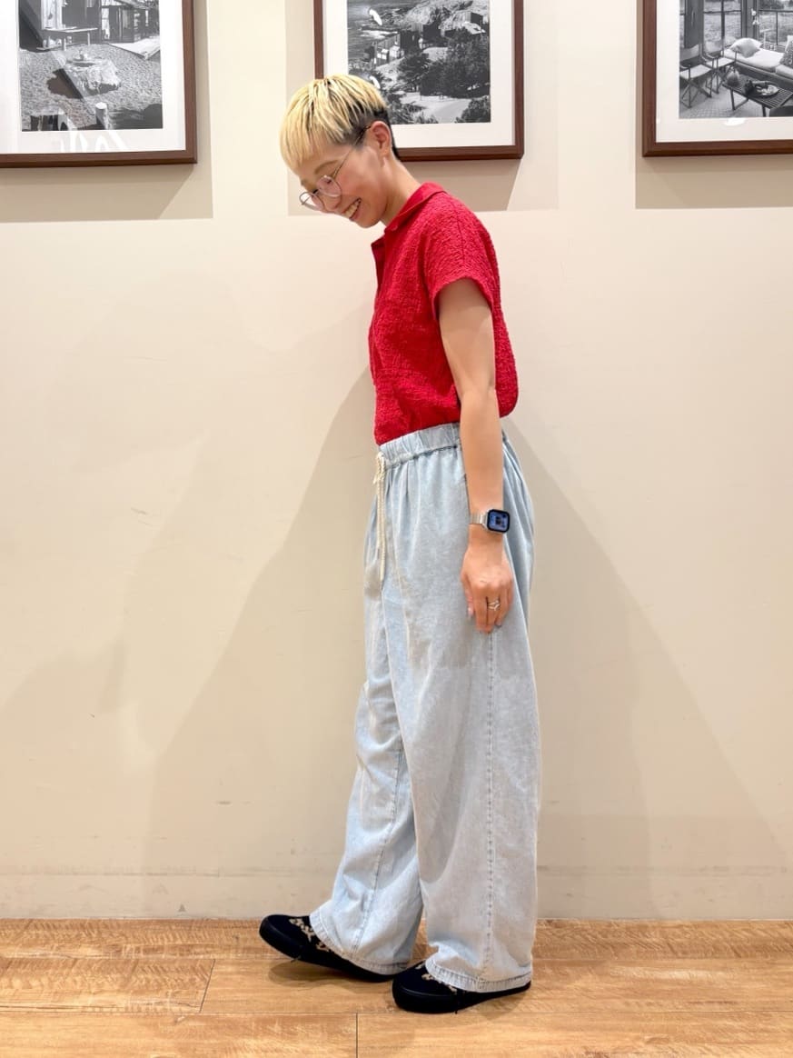 Ayumiさんの「SHOO･LA･RUE｜暑い夏も軽やかに デニムイージーワイドパンツ」を使ったコーディネート