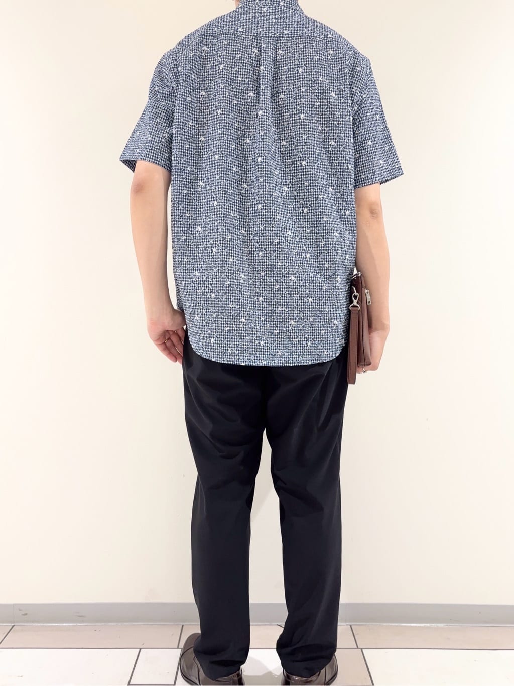 及川さんの「TAKEO KIKUCHI｜【COOL CITY WEAR】エアートール パンツ /接触冷感・通気性」を使ったコーディネート