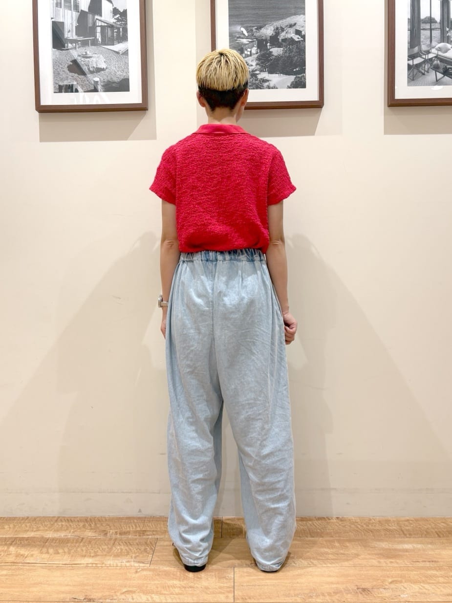 Ayumiさんの「SHOO･LA･RUE｜暑い夏も軽やかに デニムイージーワイドパンツ」を使ったコーディネート