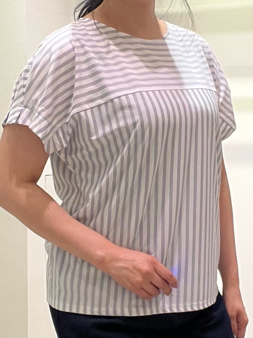 TOMOMIさんの「INDIVI｜【着る日傘／遮熱／UVケア】ワイドパンツ」を使ったコーディネート