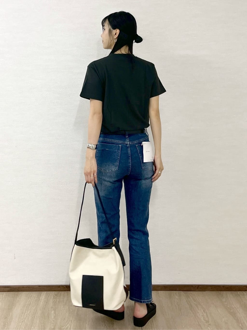 sachikoさんの「OPAQUE.CLIP｜ロックTシャツ別注アソート【GREEN DAY／METALLICA／THE BEATLES】」を使ったコーディネート