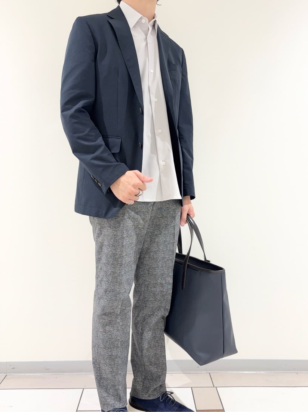 及川さんの「TAKEO KIKUCHI｜【抗菌防臭】COOL DOTS（R）ドビープリント ジャケット」を使ったコーディネート