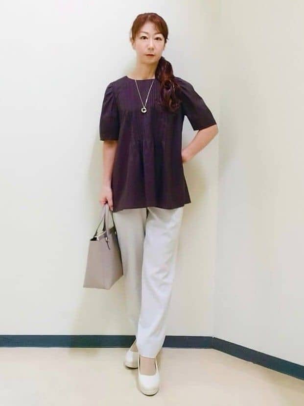 花さんの「Reflect｜【すっきり見え！長め丈】ピンタックデザインチュニックブラウス」を使ったコーディネート