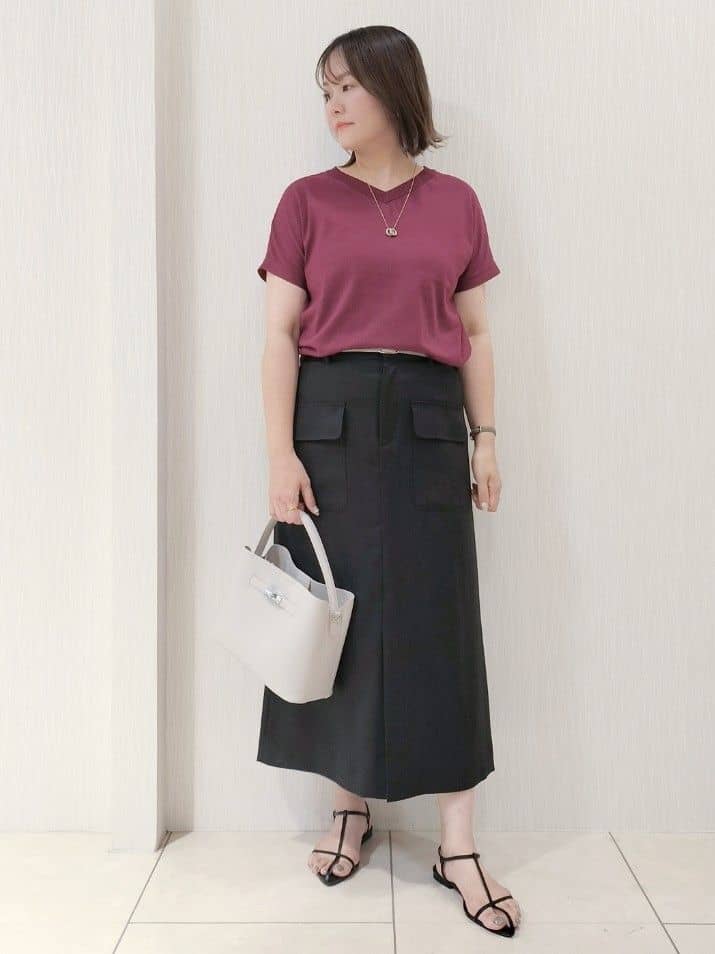 naokoさんの「UNTITLED｜【洗える/前後2WAY】ネックプルオーバーニット」を使ったコーディネート