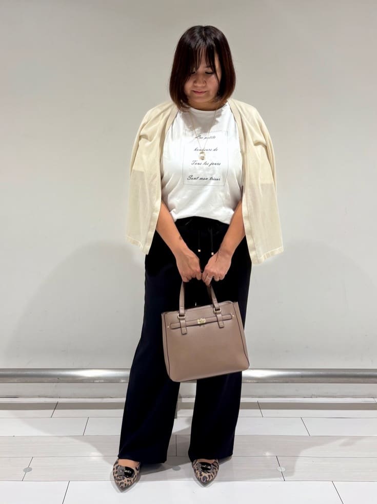 SAEさんの「Reflect｜【接触冷感／マシンウォッシュ可／ウエスト総ゴム】ワイドシルエットパンツ」を使ったコーディネート