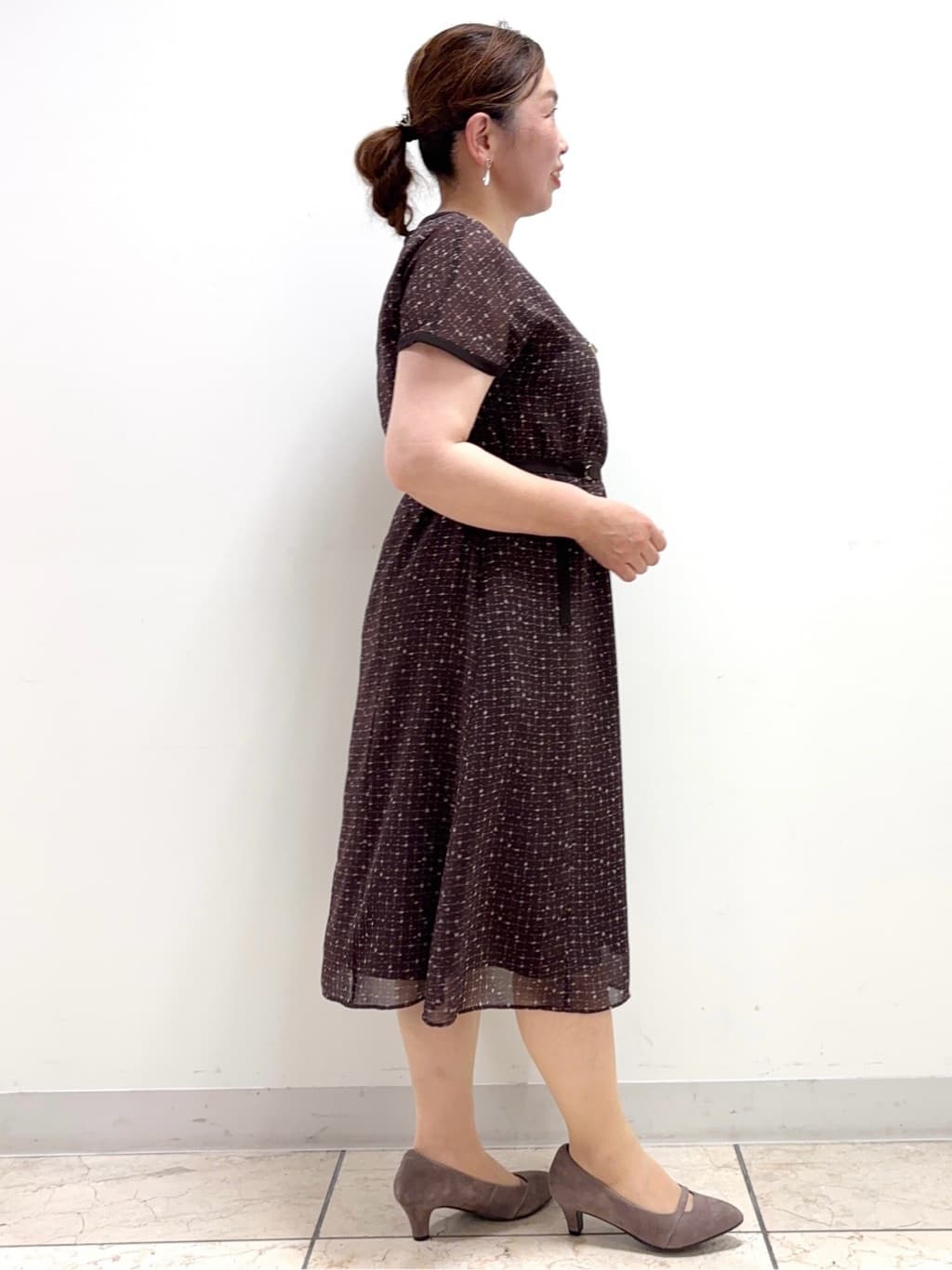 keiさんの「Reflect｜【WEB先行カラーあり／マシンウォッシュ可／ナローベルト付き】オフボディツイードチェックワンピース」を使ったコーディネート