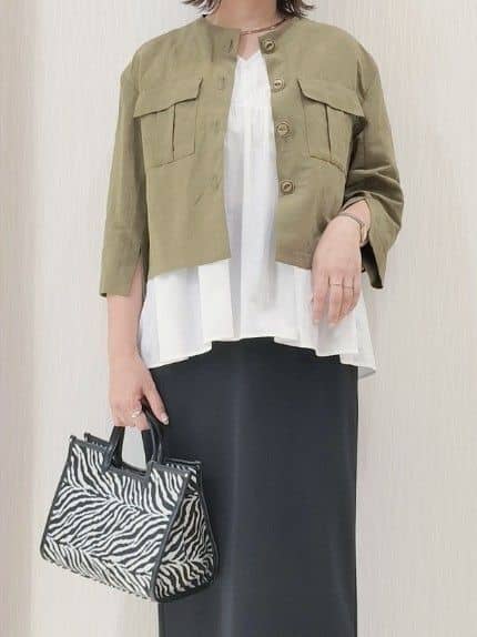 naokoさんの「UNTITLED｜【後ろウエストゴム/ストレッチ性/オンオフ】ジャージナロースカート」を使ったコーディネート