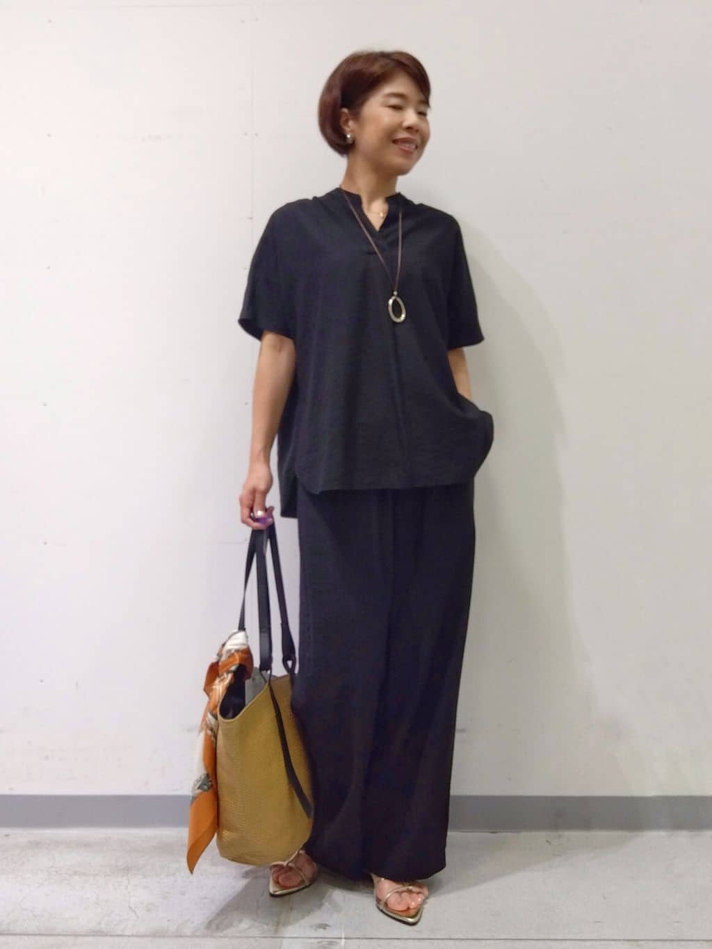 Kさんの「INDIVI｜【洗える／シアーストライプ】ロング丈着流しカーディガン」を使ったコーディネート
