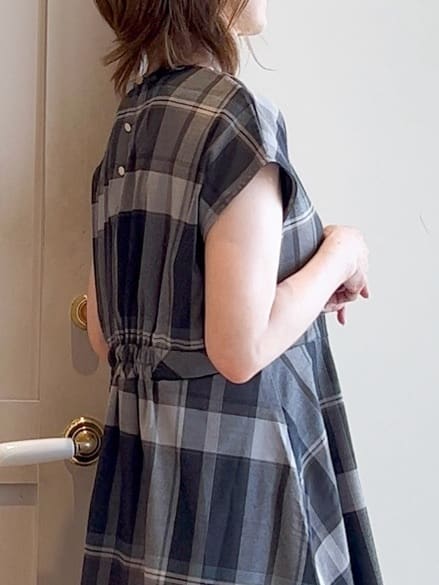 yamakoさんの「grove｜メタルストーンショートネックレス」を使ったコーディネート