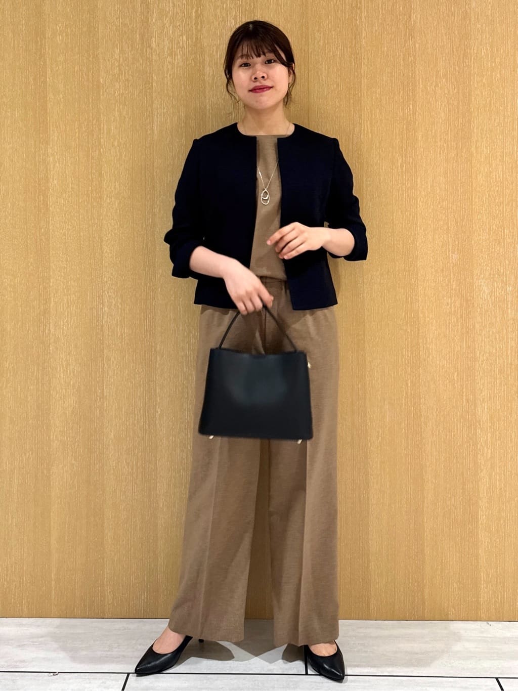 nanaさんの「UNTITLED｜【短丈/日本製】カラミ風メッシュ ノーカラージャケット」を使ったコーディネート