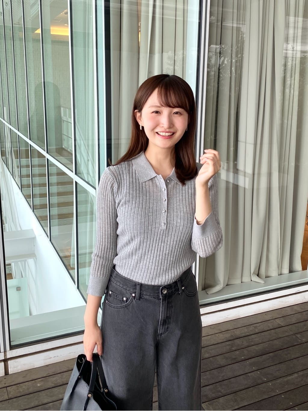みさかさんの「index｜シアーリブ衿付きニット【洗濯機洗い可／抗ピル】」を使ったコーディネート