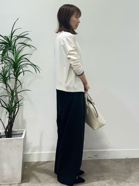 Miwaさんの「UNTITLED｜【セットアップ可/洗える】梳毛調合繊2タックワイドパンツ」を使ったコーディネート