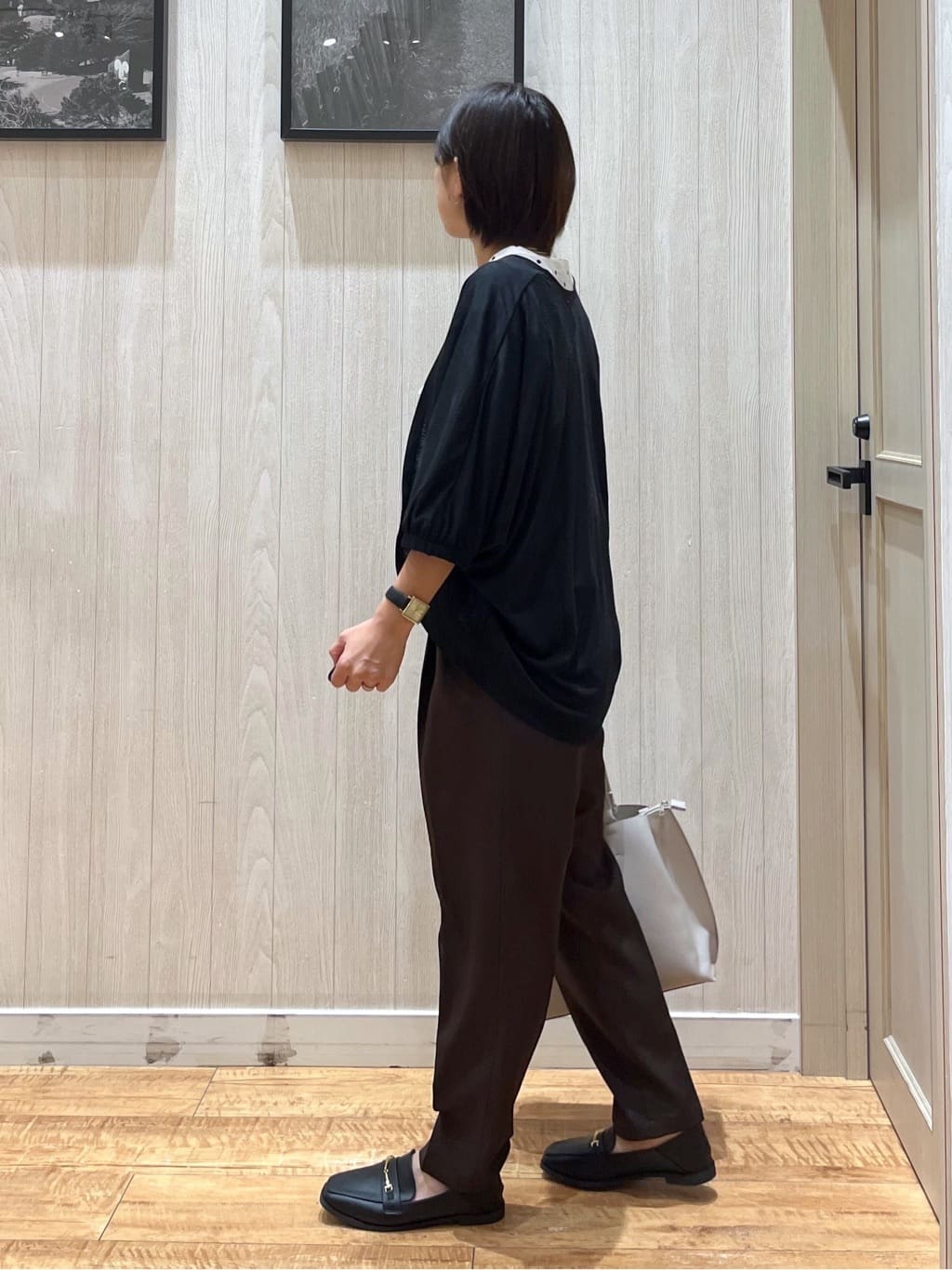 shirayuuuさんの「SHOO･LA･RUE｜【無地/ドット柄】お袖フリルが華やぐ きれいめブラウス」を使ったコーディネート