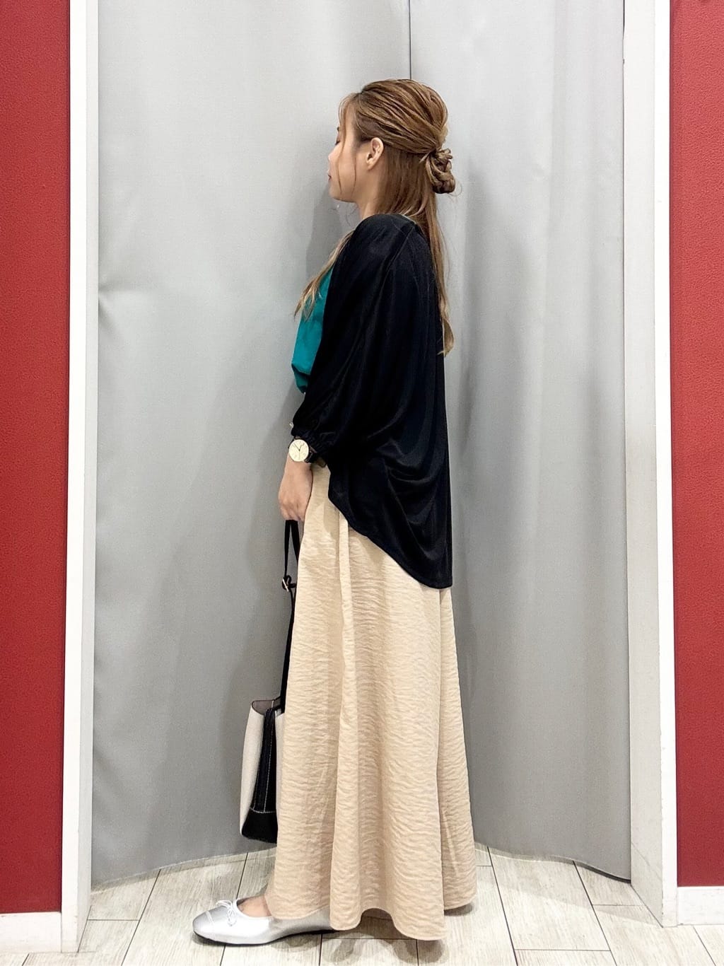 shioさんの「SHOO･LA･RUE｜【UV/さらさらタッチ】女性らしさ漂う 5分袖ボレロカーディガン」を使ったコーディネート