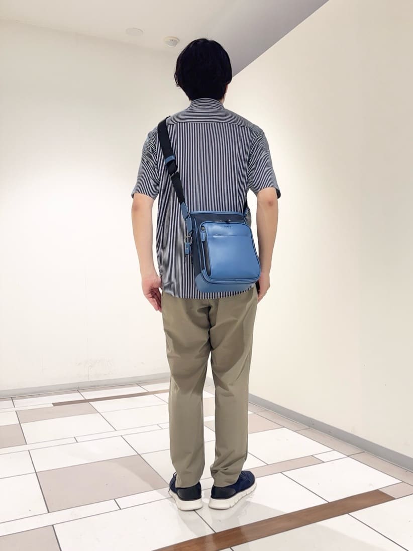 及川さんの「TAKEO KIKUCHI｜【COOL CITY WEAR】ストライプジャージ ボタンダウンシャツ /接触冷感」を使ったコーディネート