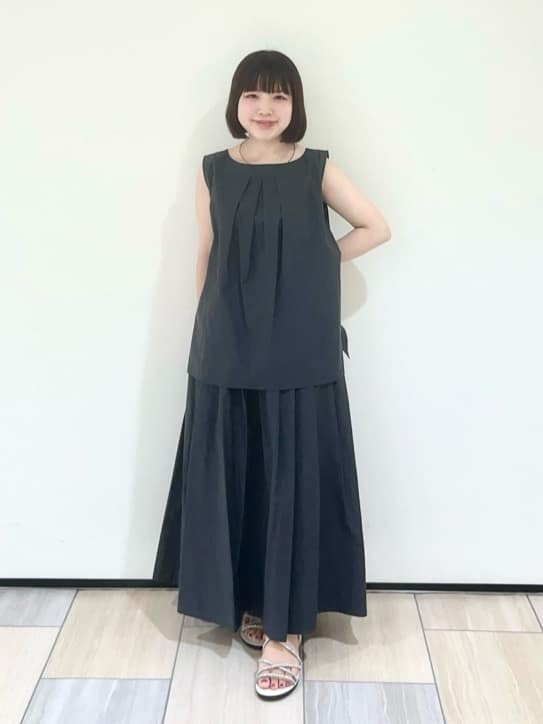 Mitsukiさんの「UNTITLED｜【2WAY/セットアップ可/ノースリーブ/前ボタン】ファブリカブラウス」を使ったコーディネート