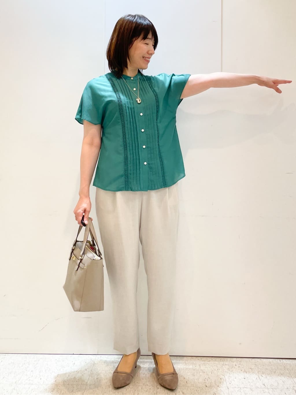 めいさんの「Reflect｜【マシンウォッシュ可／ウエストゴム仕様】キレイめリラクシーパンツ」を使ったコーディネート